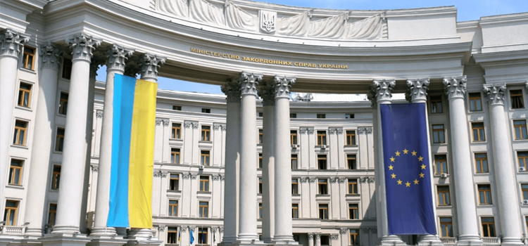 Найм інозимних працівників